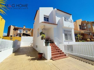 Casa pareada en venta en Capuchinos en Vélez-Málaga