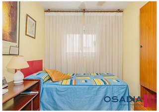 Piso en venta en Camino de Ronda - Rosaleda en Granada