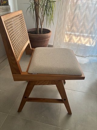 4 sillas madera de fresno con ratán. Modelo Lali