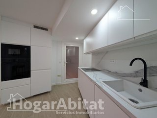 Piso en venta en Centro en Alicante