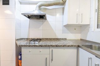 Piso en venta en Camino de Ronda - Rosaleda en Granada