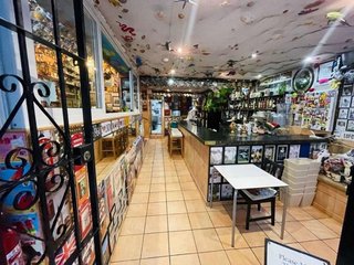 Local comercial en venta en Playa de los Boliches en Fuengirola
