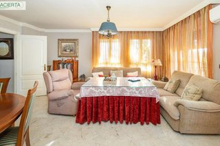 Chalet en venta en Urbanizaciones en Alhendín