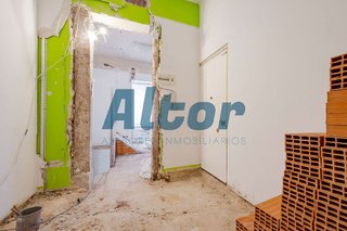 Local comercial en venta en Trafalgar en Madrid