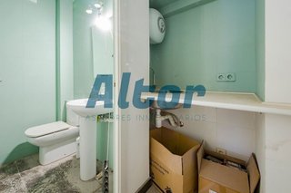 Local comercial en venta en Trafalgar en Madrid