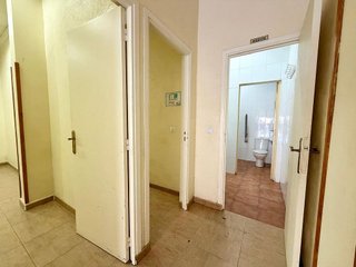 Local comercial en venta en San Luis en Almería