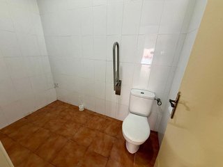 Local comercial en venta en San Luis en Almería