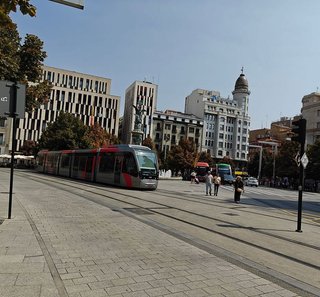 Piso en alquiler en Paseo Sagasta en Zaragoza