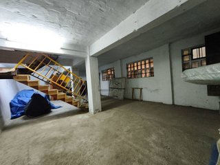 Local comercial en venta en Numancia - San Fernando en Santander