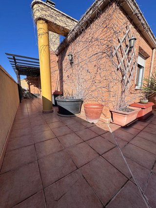 Casa adosada en venta en Las Cruces en Villena