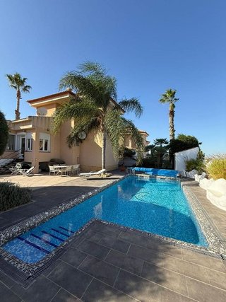 Chalet en venta en San Miguel de Salinas