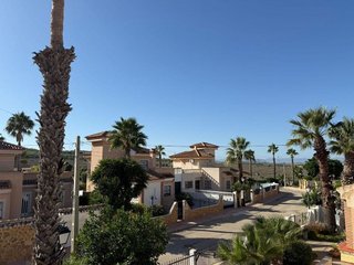 Chalet en venta en San Miguel de Salinas
