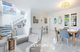 Casa adosada en venta en La Carolina-Guadalpín en Marbella
