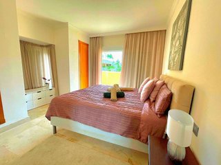 Piso en venta en Los Naranjos en Marbella