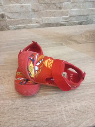 Sandalias Cars Rayo McQueen Talla 26