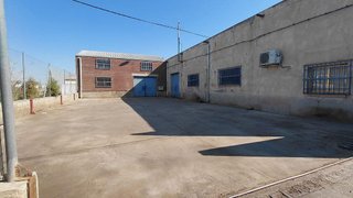 Nave industrial en venta en Las Tiesas en Villena