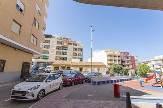 Local comercial en venta en Torrelamata - La Mata en Torrevieja