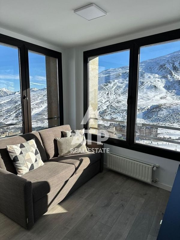 1-bedroom flat for rent in Pas de la Casa, Encamp · 32 of 46