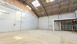 Nave industrial en venta en Casco Antiguo en Puçol