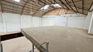 Nave industrial en venta en Casco Antiguo en Puçol