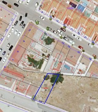Terreno en venta en Azuaga