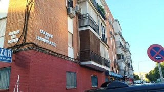 Piso en venta en Tres Huertas - El Torrejón - El Cerezo en Sevilla