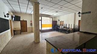 Local comercial en venta en Caudete