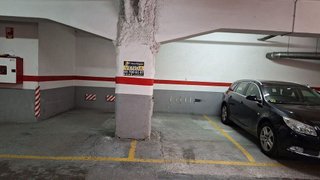 Garaje en venta en Centre en Sabadell