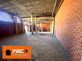 Local comercial en venta en Nuevo Cáceres en Cáceres
