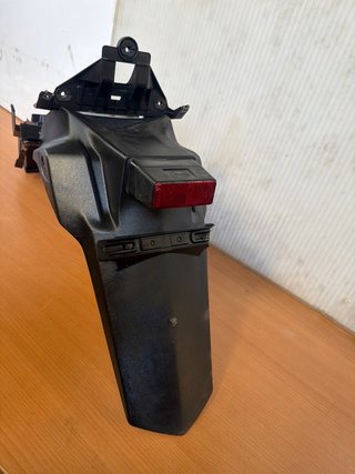 Paso Rueda Suzuki Inazuma 250 2012