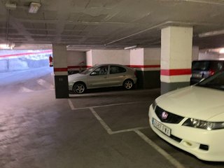 Garaje en venta en El Raval - Safaretjos en Santa Coloma de Gramanet