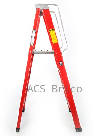 Escalera Fibra Tijera 2x4 - 1,14 Metros - 10400 - Mader