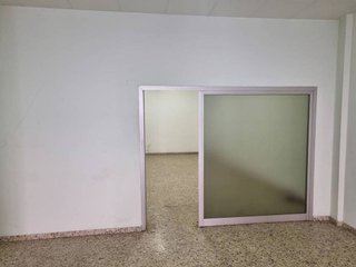 Local comercial en venta en Santa Eugènia en Girona