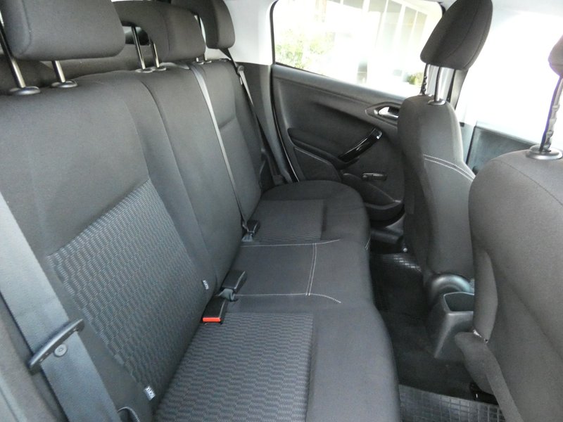 Peugeot 208 1.6 BlueHDi Style 3p 2017, foto 12