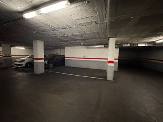 Garaje en venta en Riu en Santa Coloma de Gramanet