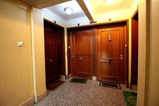 Piso en venta en Lucero en Madrid