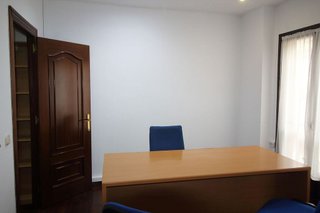 Oficina en alquiler en Centro en Gijón