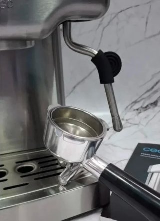 Cafetera Cecotec power expresso 20 barista compact