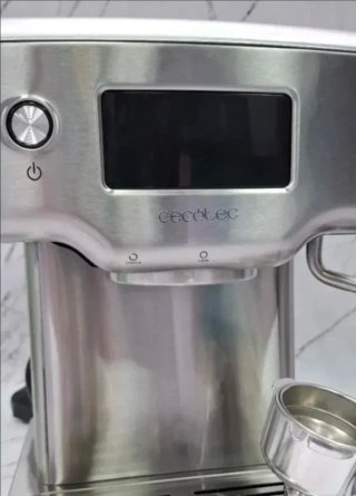 Cafetera Cecotec power expresso 20 barista compact