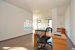 Local comercial en venta en Mejostilla en Cáceres