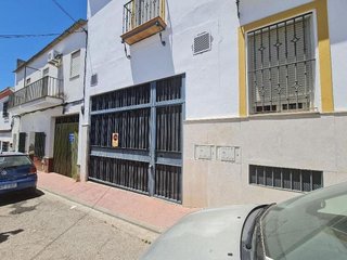 Garaje en venta en Sanlúcar la Mayor
