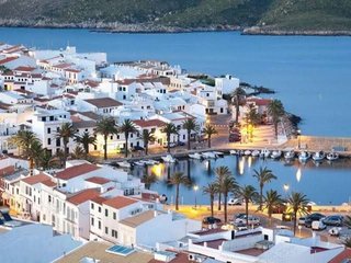 Local comercial en venta en Castell (Es)