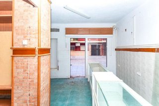 Local comercial en venta en Plaça Eliptica-Republica Argentina-Germanies en Gandia