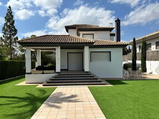Chalet en venta en La Alcayna en Molina de Segura