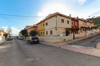 Casa adosada en venta en Torrelamata - La Mata en Torrevieja