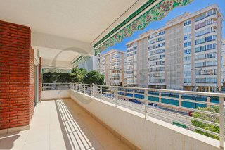 Piso en venta en Playa de San Juan en Alicante