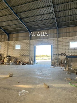 Nave industrial en venta en Osa de la Vega