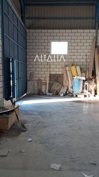 Nave industrial en venta en Osa de la Vega