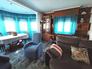Chalet en venta en Las Conejeras - Esparragal en Coslada