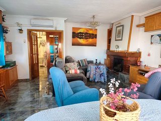 Chalet en venta en Las Conejeras - Esparragal en Coslada